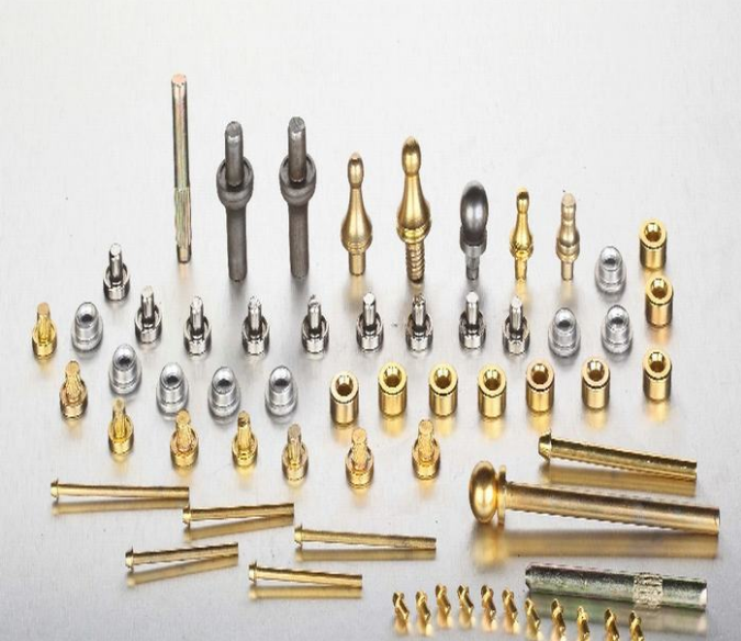鉚接機(jī)非標(biāo)自動(dòng)化設(shè)備的結(jié)構(gòu)、工作原理及用途